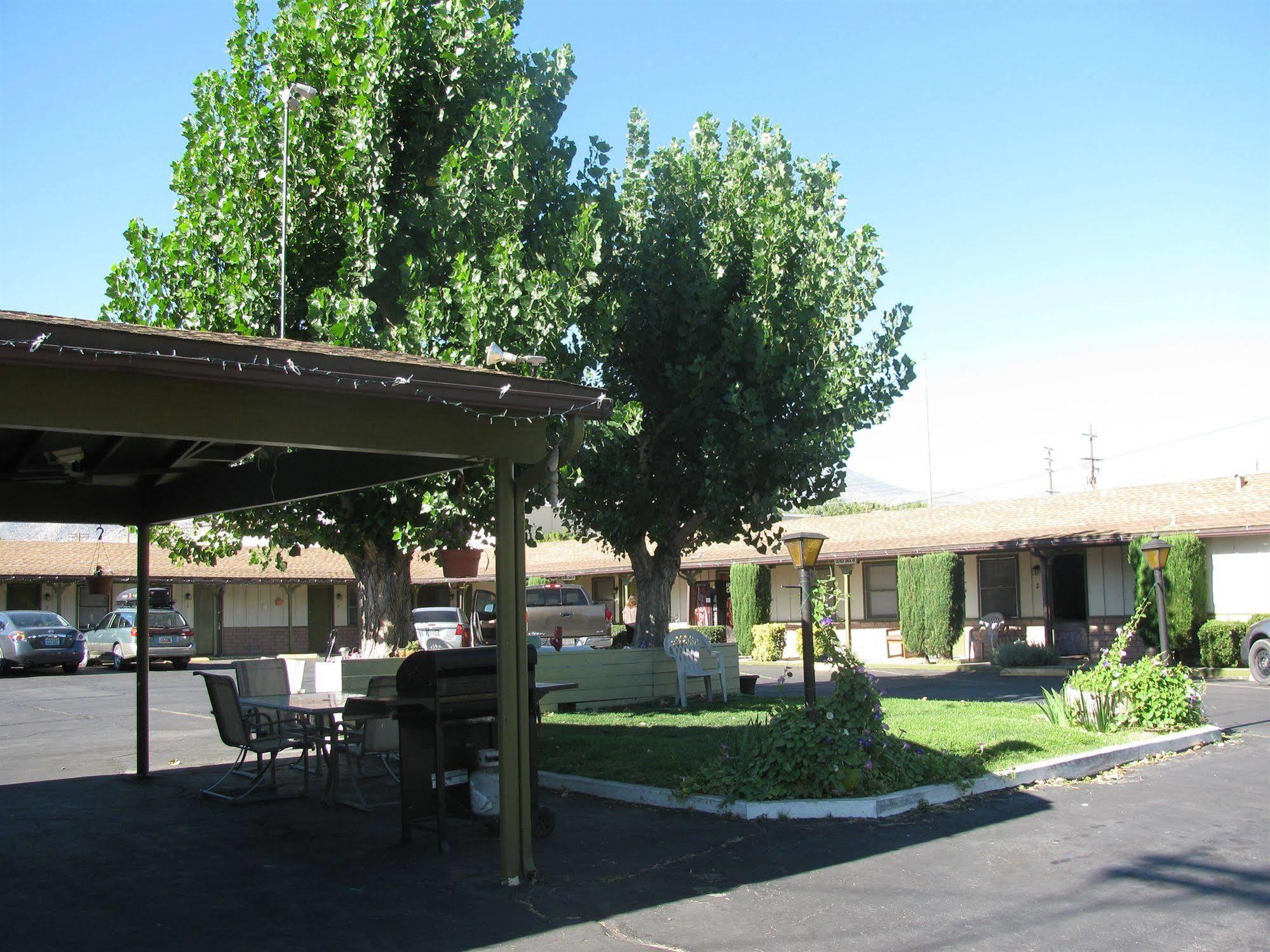 El Rancho Motel Bishop Exterior photo